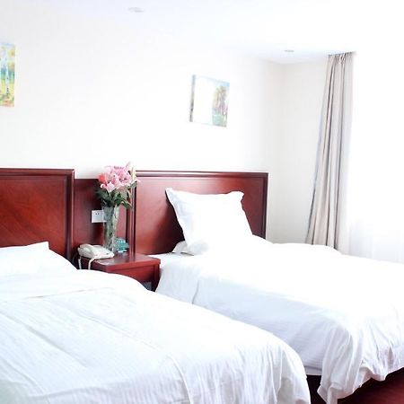 Greentree Inn Jiangsu Wuxi Hubin Business Street Business Hotel Екстериор снимка