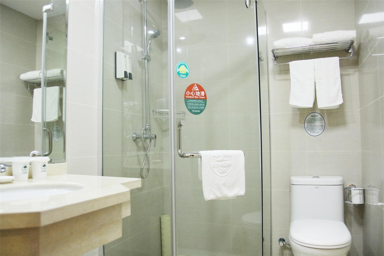 Greentree Inn Jiangsu Wuxi Hubin Business Street Business Hotel Екстериор снимка