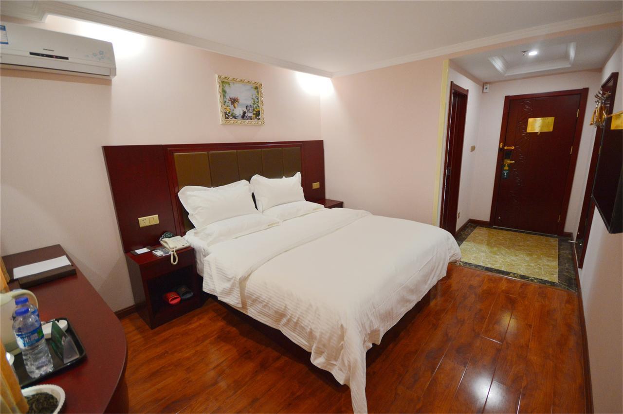 Greentree Inn Jiangsu Wuxi Hubin Business Street Business Hotel Екстериор снимка
