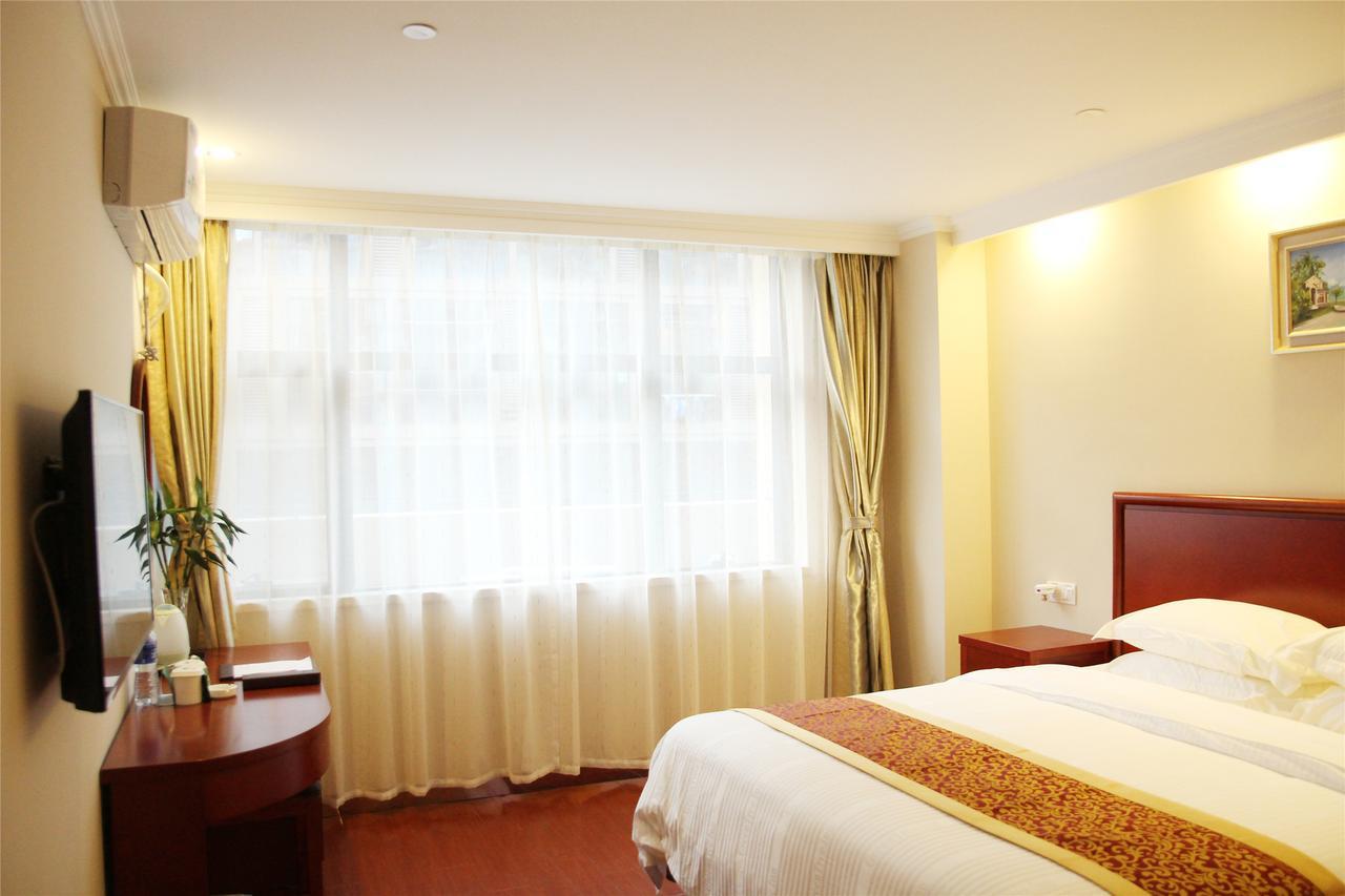 Greentree Inn Jiangsu Wuxi Hubin Business Street Business Hotel Екстериор снимка