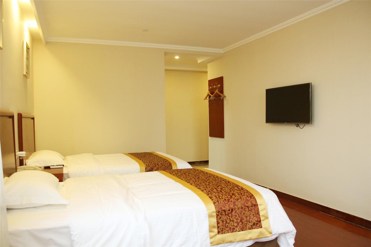 Greentree Inn Jiangsu Wuxi Hubin Business Street Business Hotel Екстериор снимка